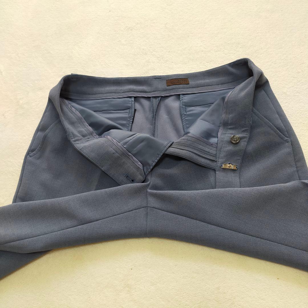 美品　40　ユニバーサルランゲージ　ノーカラー　パンツスーツ　ウォッシャブル