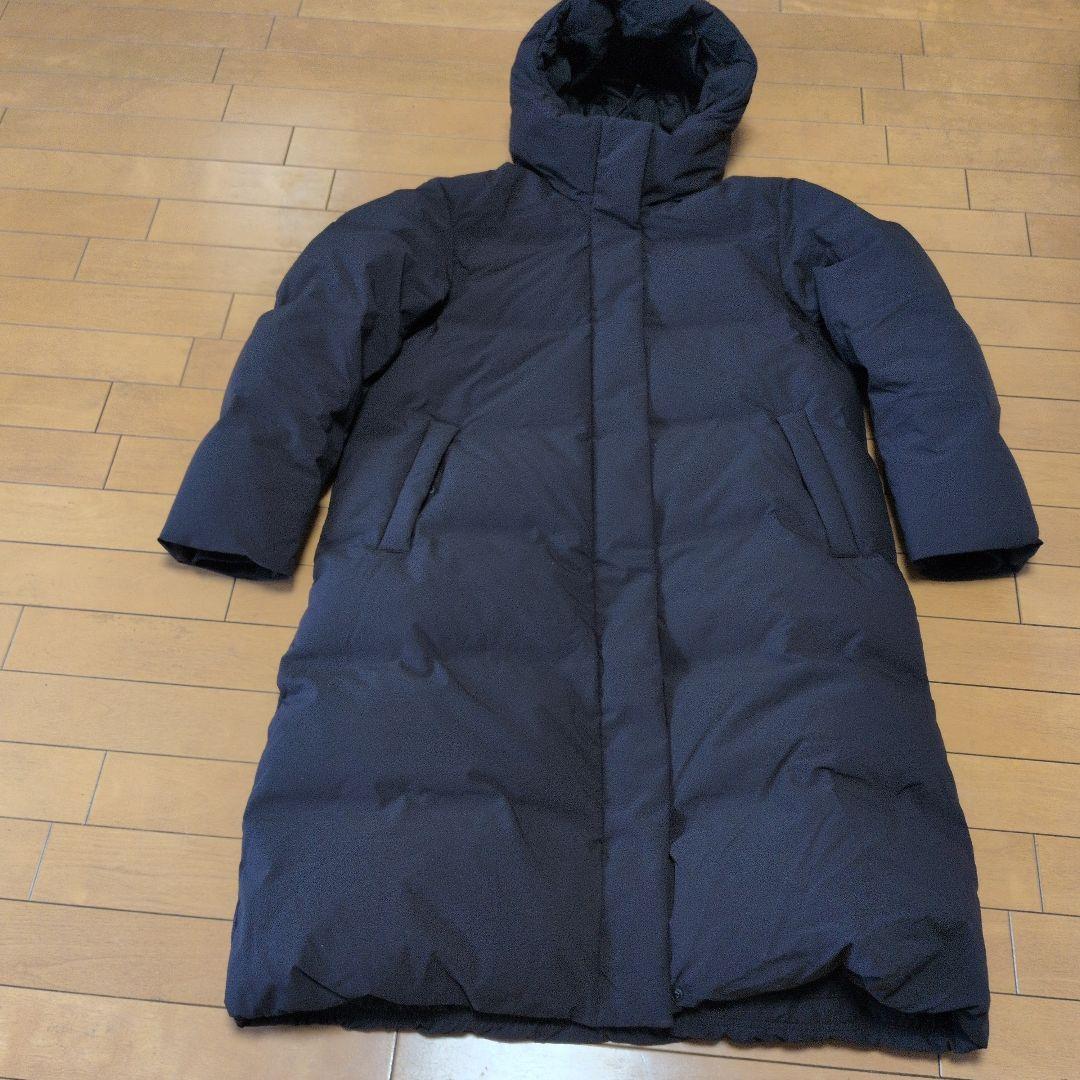 ユニクロ　シームレスダウンロングコートＸＸＬ ブラック