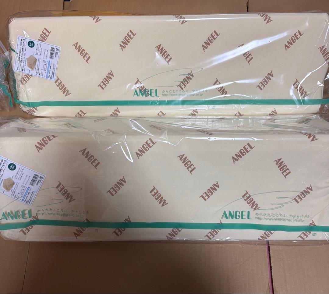 洗えるフィット　三角柱クッションII 介護クッション　2つ　①