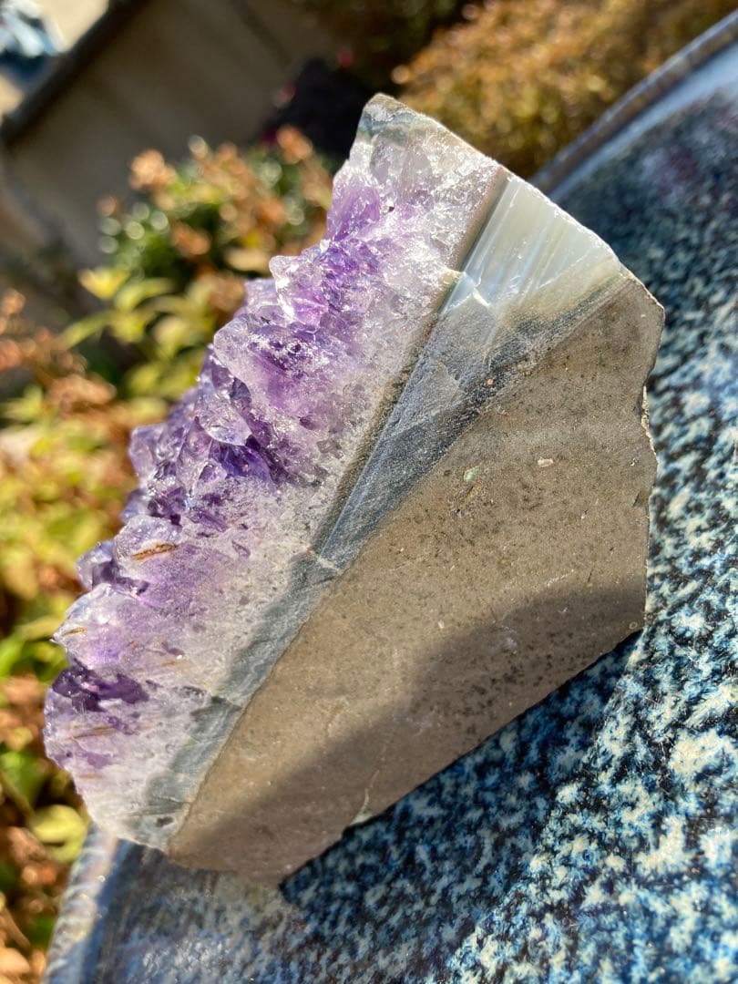 紫色の美しいアメジスト　原石 パワーストーン　ヒーリング　約15cm