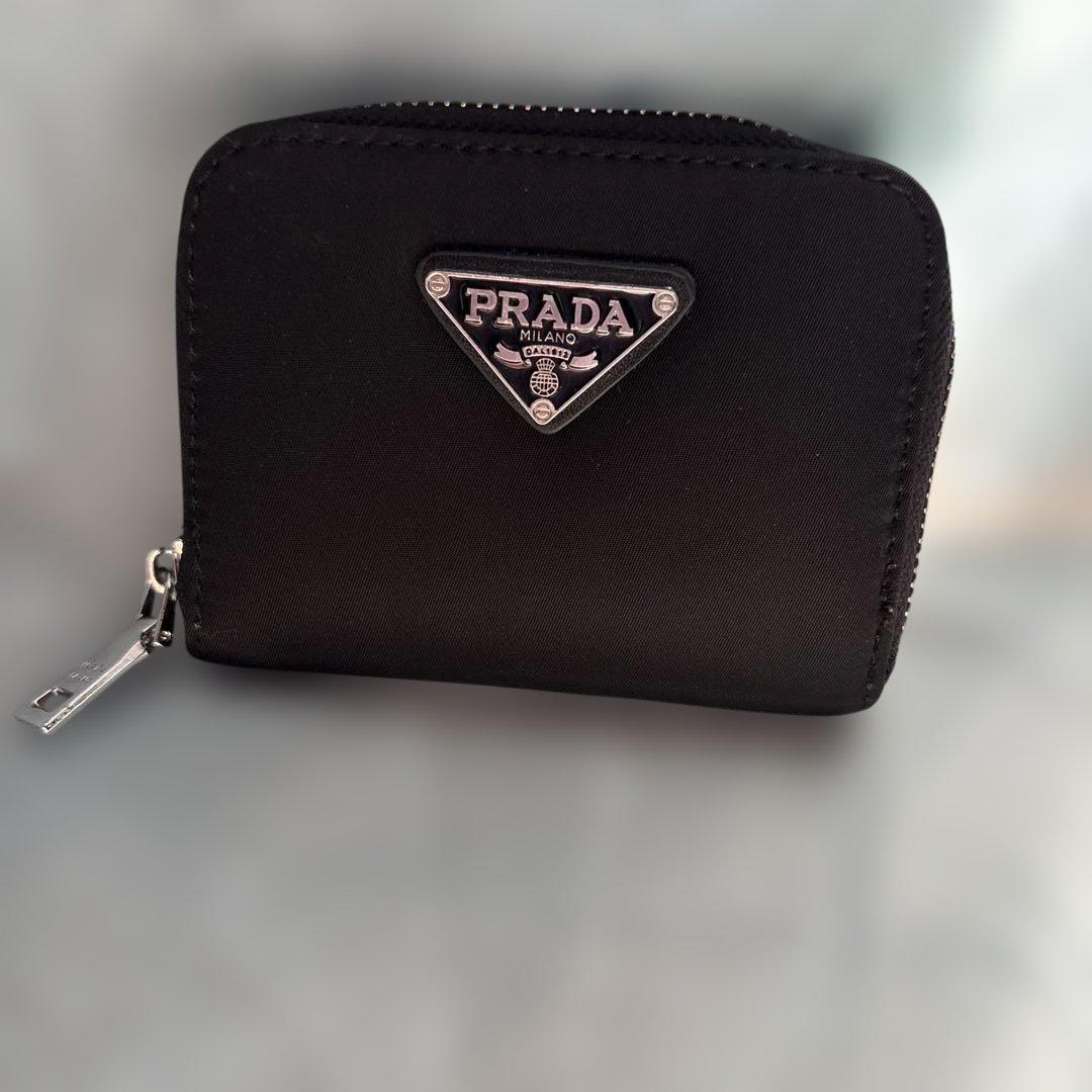 PRADA 財布　ケース
