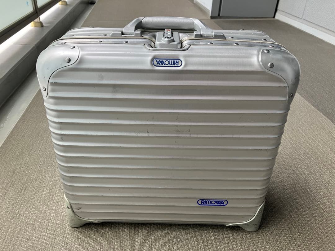 リモワ トパーズ ビジネストロリー 2輪 / Rimowa
