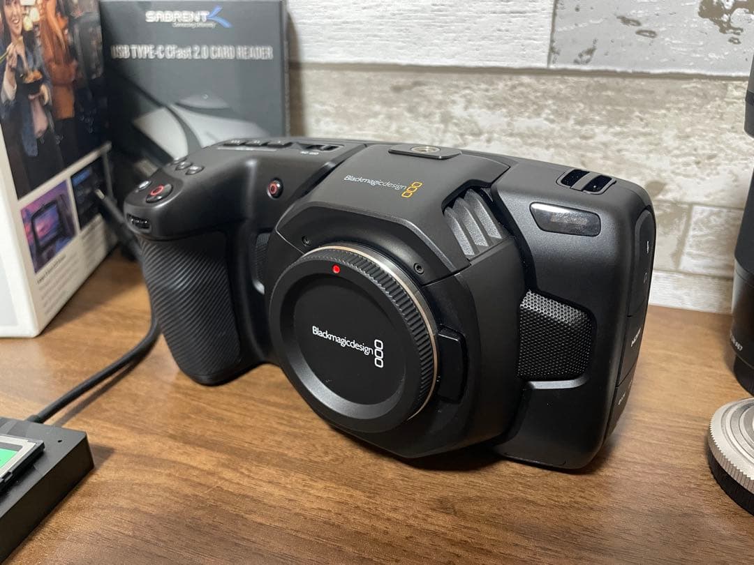 ビデオカメラ BMPCC4K