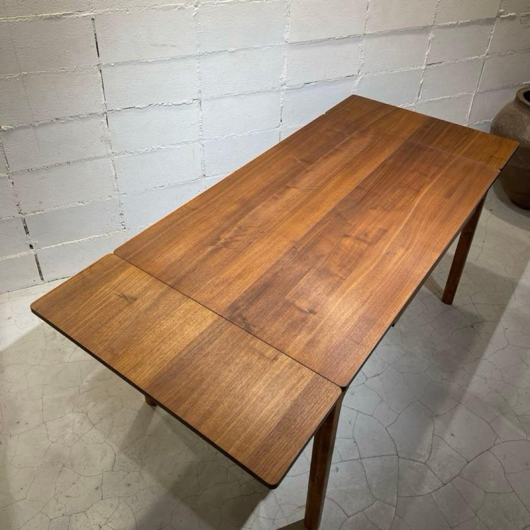 ウニコ　トリト　エクステンションテーブル　ウォールナット色　オーク材　伸長式