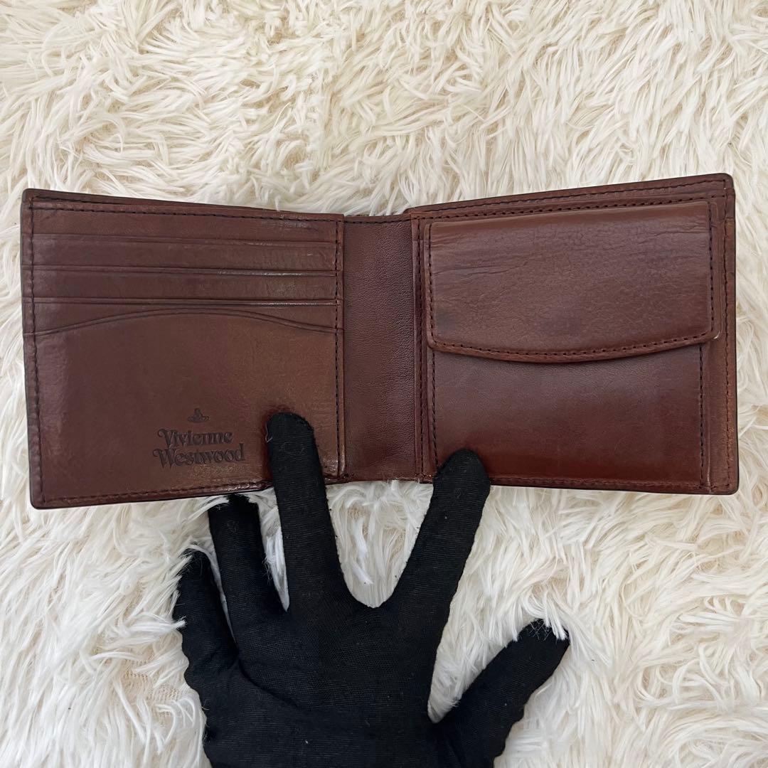 Vivienne Westwood 3Dオーブ 牛革 二つ折り財布 小銭入れ付き