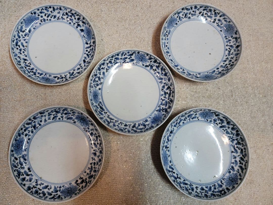 早い者勝ち藏だし品　延宝様式　古伊万里　江戸中期初頭　花唐草染付中皿　5客セット