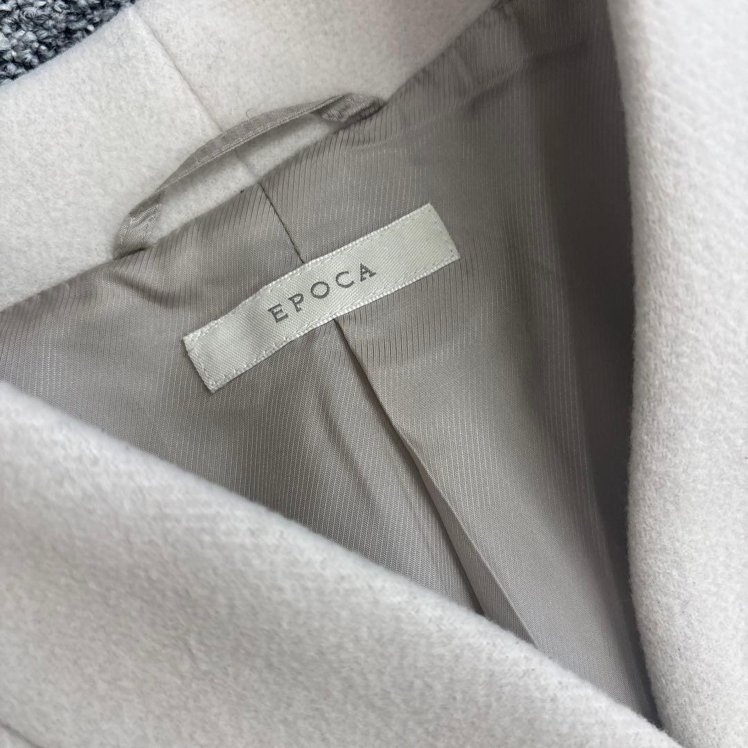 アイボリー ボタン付きロングコート