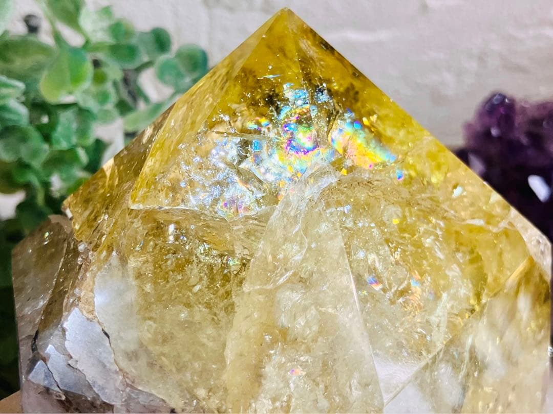 変革の石✨ 虹　オウロヴェルデクォーツ メタモルフォーゼス　セルフヒールド　原石