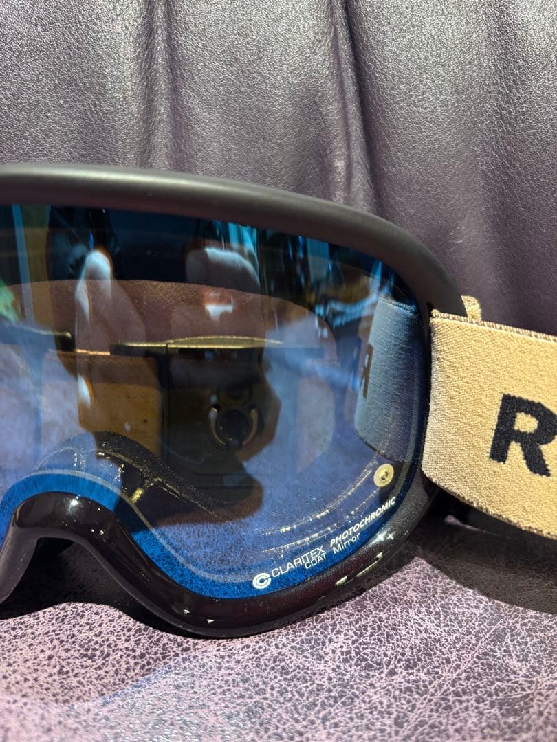 REVOLT リボルト　ゴーグル SUPER LIGHT FRAME 美品