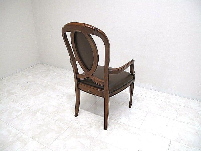 マルニ木工「ブリタニア」英国クラシック様式ダイニングチェア　　椅子　アームチェア