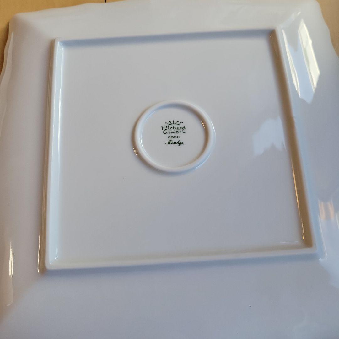 リチャードジノリ　ベッキオホワイト　スクエアプレート２枚