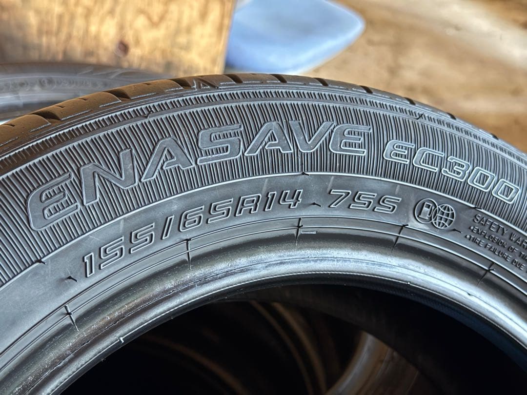 タイヤ・ホイール (572)155/65R14 DUNLOP ENASAVE EC300