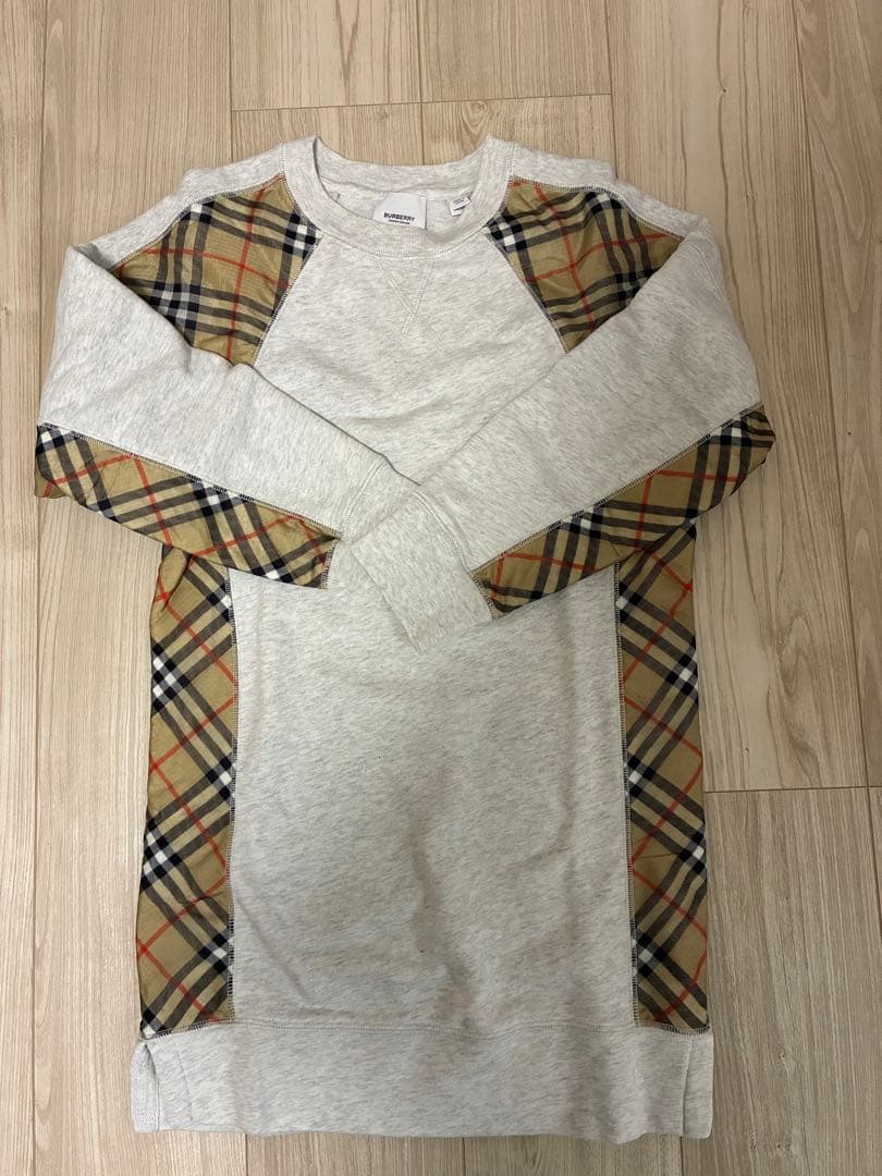美品BURBERRY⭐︎現行タグ⭐︎スウェットワンピース⭐︎ノバチェック140
