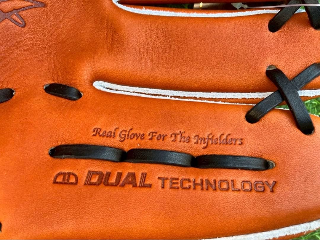 新品　ウィルソンスタッフ　Wilson 硬式　内野　日本製