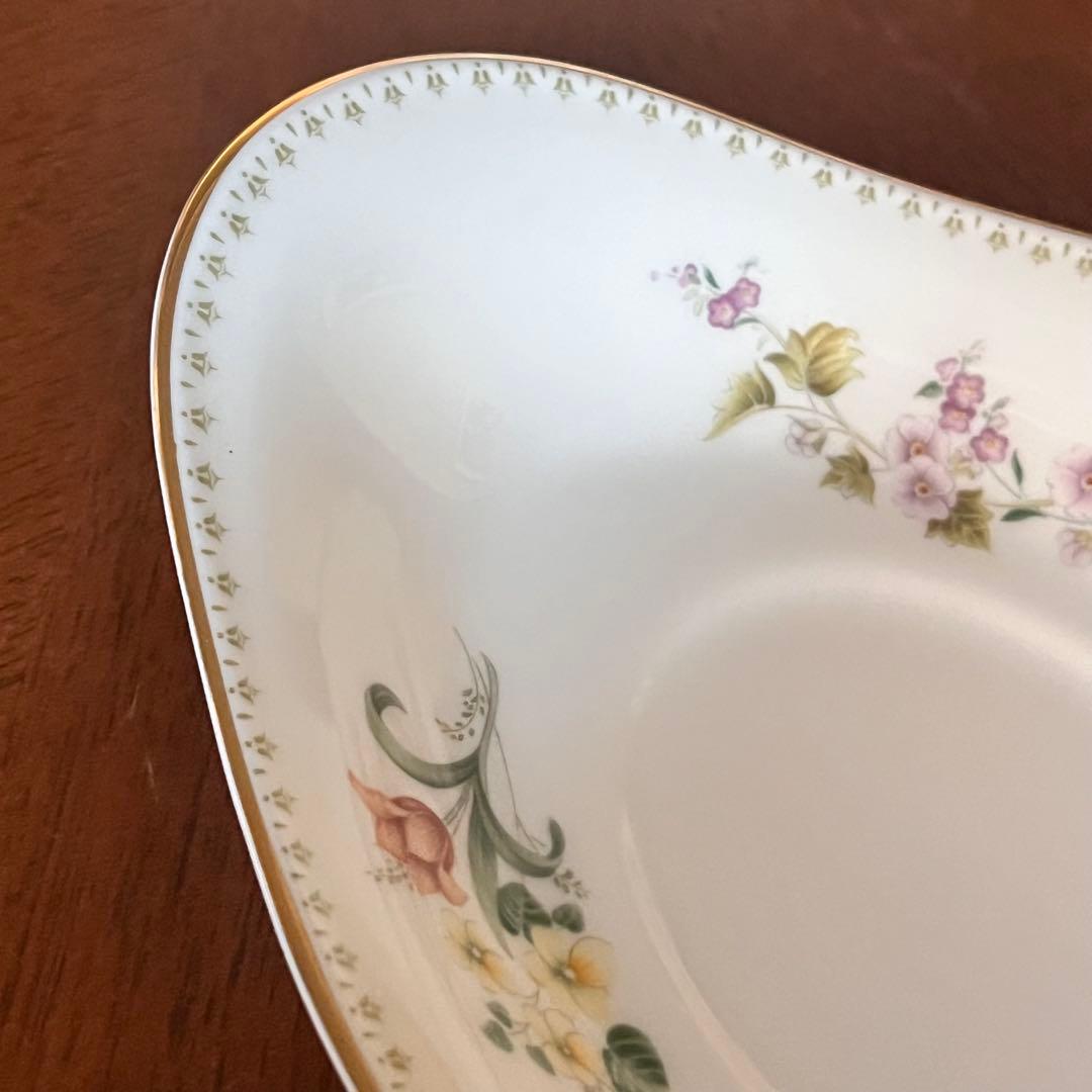 【レア美品】英国製　ウェッジウッド★ミラベル★ソースボート＆ソーサー