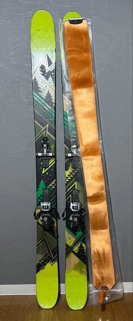 バックカントリー スキー　Atomic access 151cm