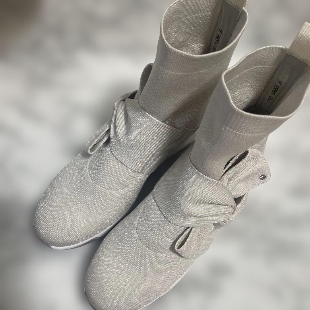 +diana プラスダイアナ　ニットショートブーツ 撥水　スニーカーブーツ