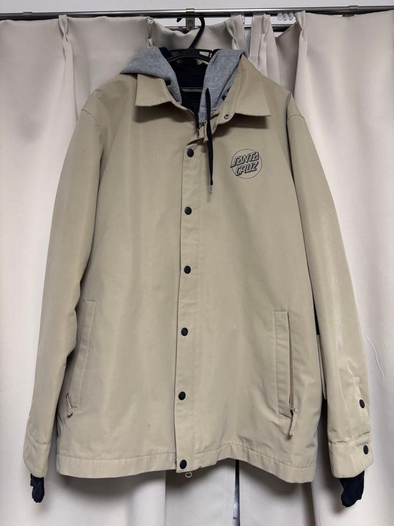 サンタクルーズ　スノーボードウェア