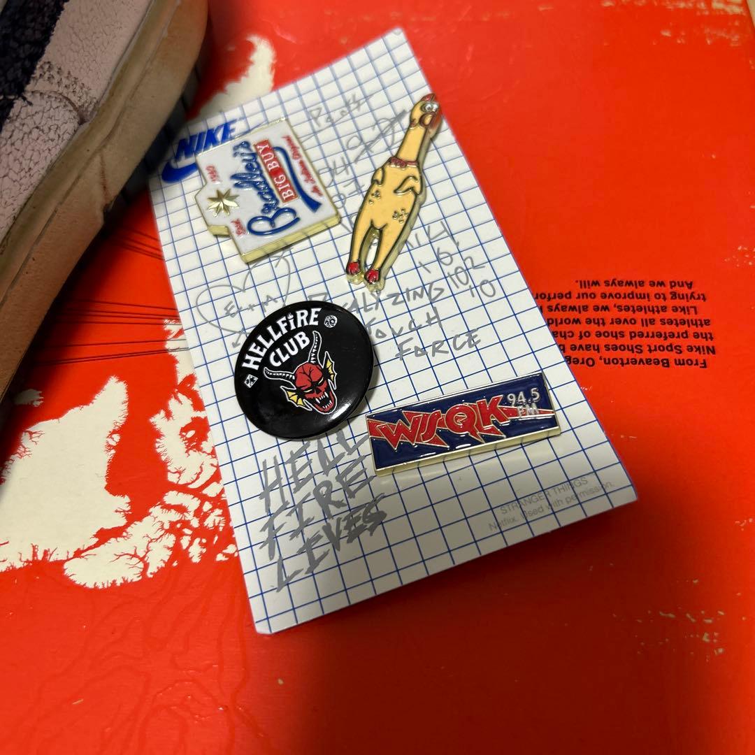 NIKE DUNK LOW stranger thingsコラボ　スニーカーのみ