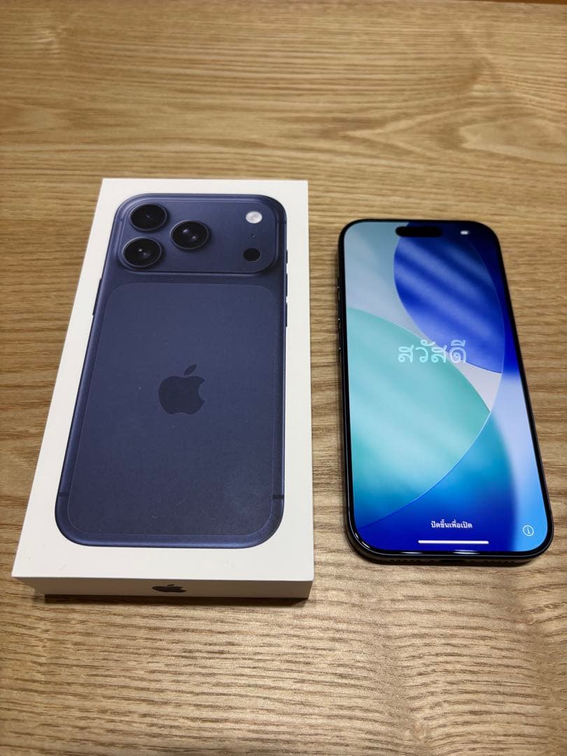 【美品】iPhone17pro 256GB SIMフリー　ディープブルー