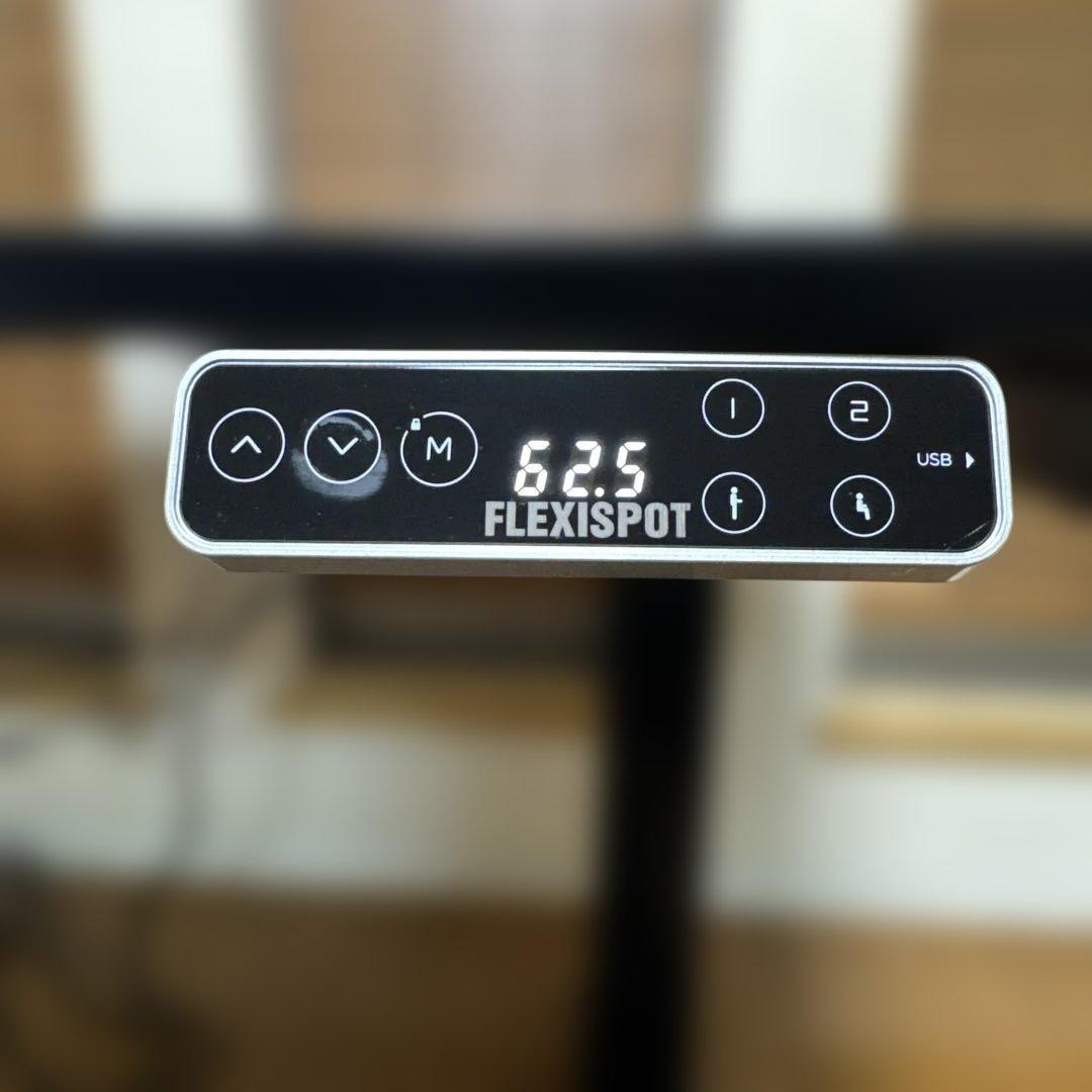 送料込　FLEXISPOT 電動昇降スタンディングデスク 140×