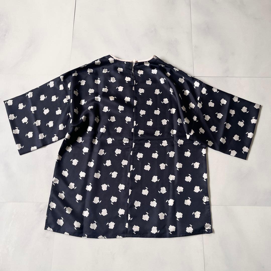 新品タグ付き マックスマーラ ブラウス シルク100% 白タグ 花柄 XL 近年