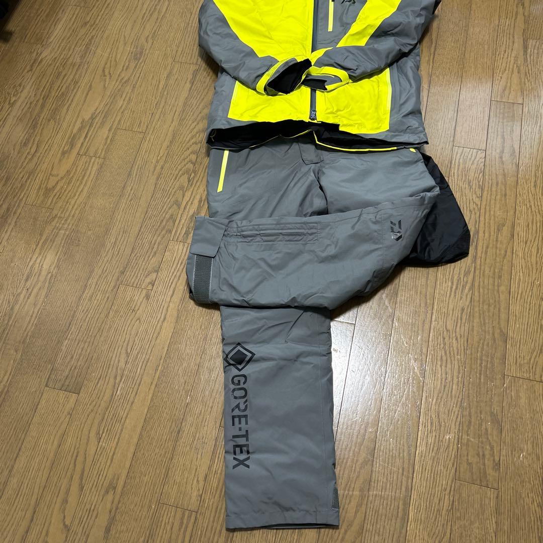 超美品レディースLサイズDaiwa GORE-TEX 防寒イエロー/グレー