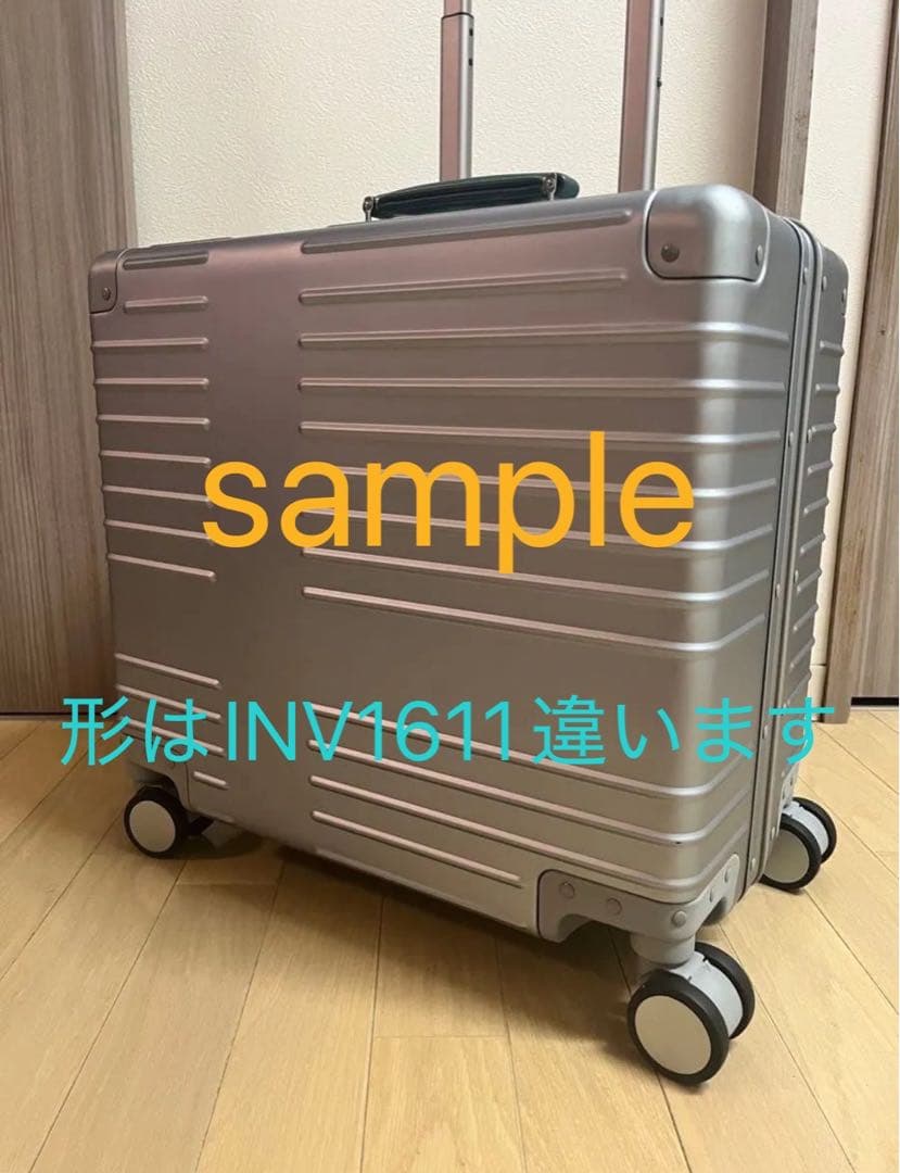 週末特価【新品未使用】最新型イノベーターINV1811STPクールグレー36L