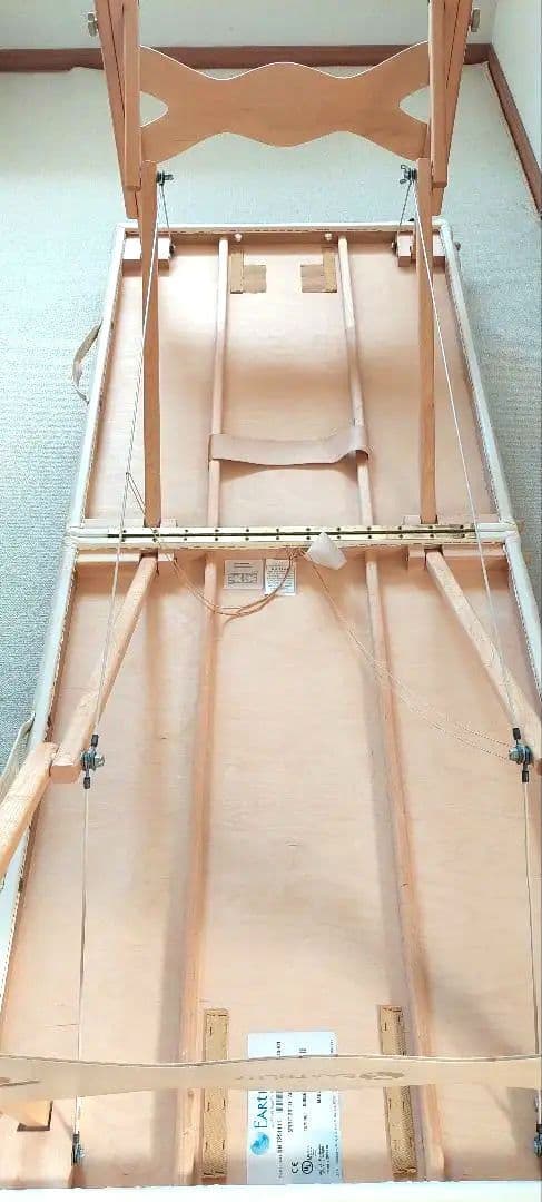 マッサージ、リラクゼーション整体用ベッド　アースライト