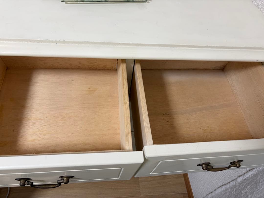 アンティーク　ロココ調　ホワイト木製チェスト　フレンチカントリー