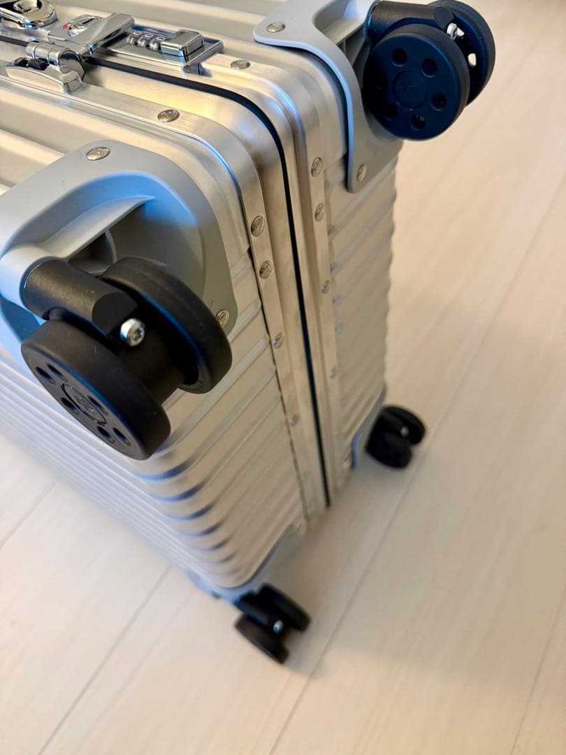 TAKA　RIMOWA クラシック キャビン 36L