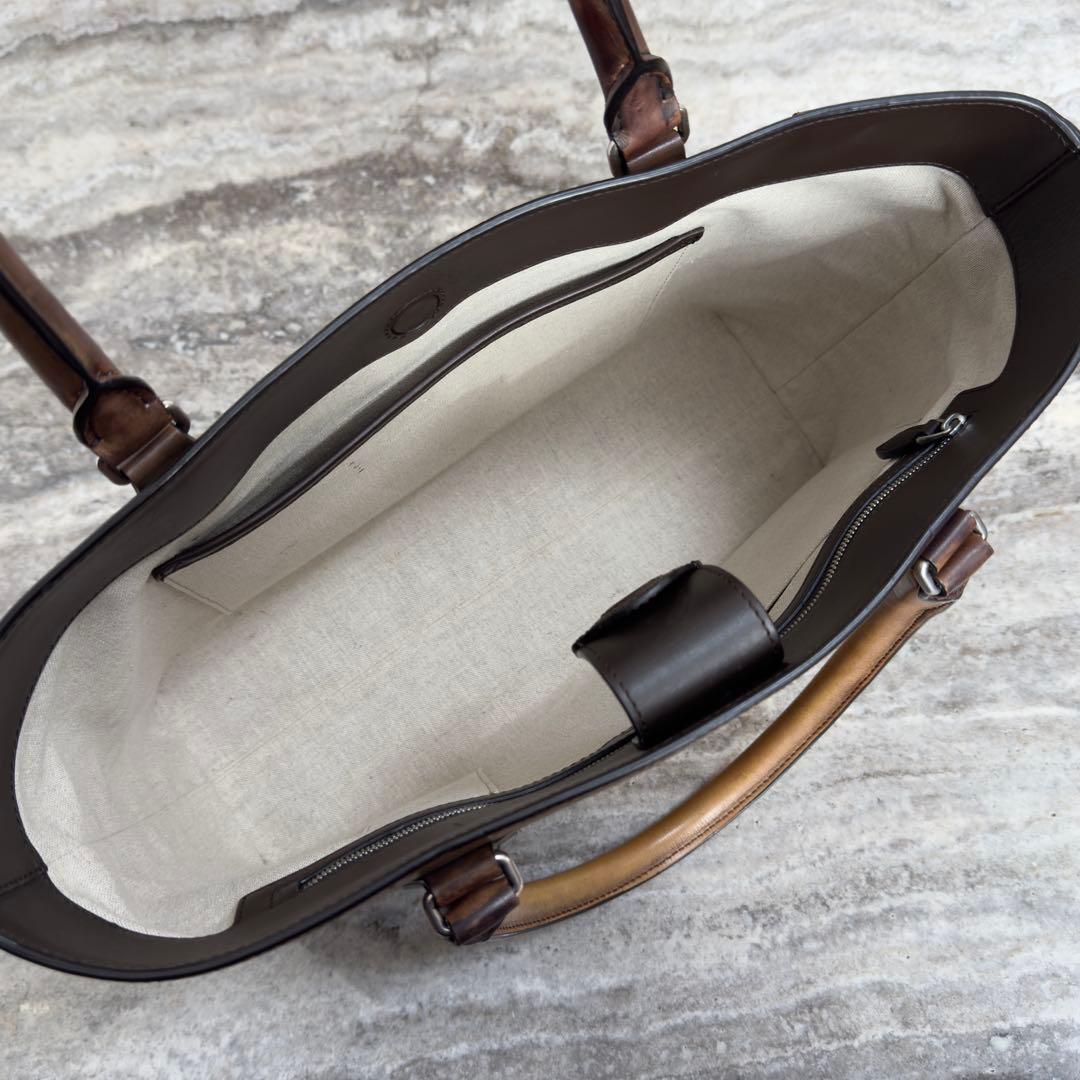 限定 定価49万円 ベルルッティ トゥジュールミニ スクリットレザートートバッグ