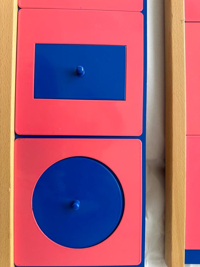 モンテッソーリ　メタルインセッツ+トレーシングトレー　　+紙+「木製パズル３点」