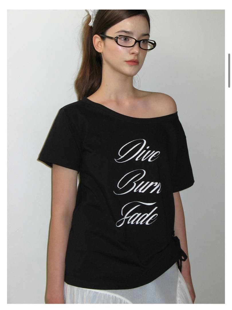 Crank クランク popup オフショルダー ブラック Tシャツ