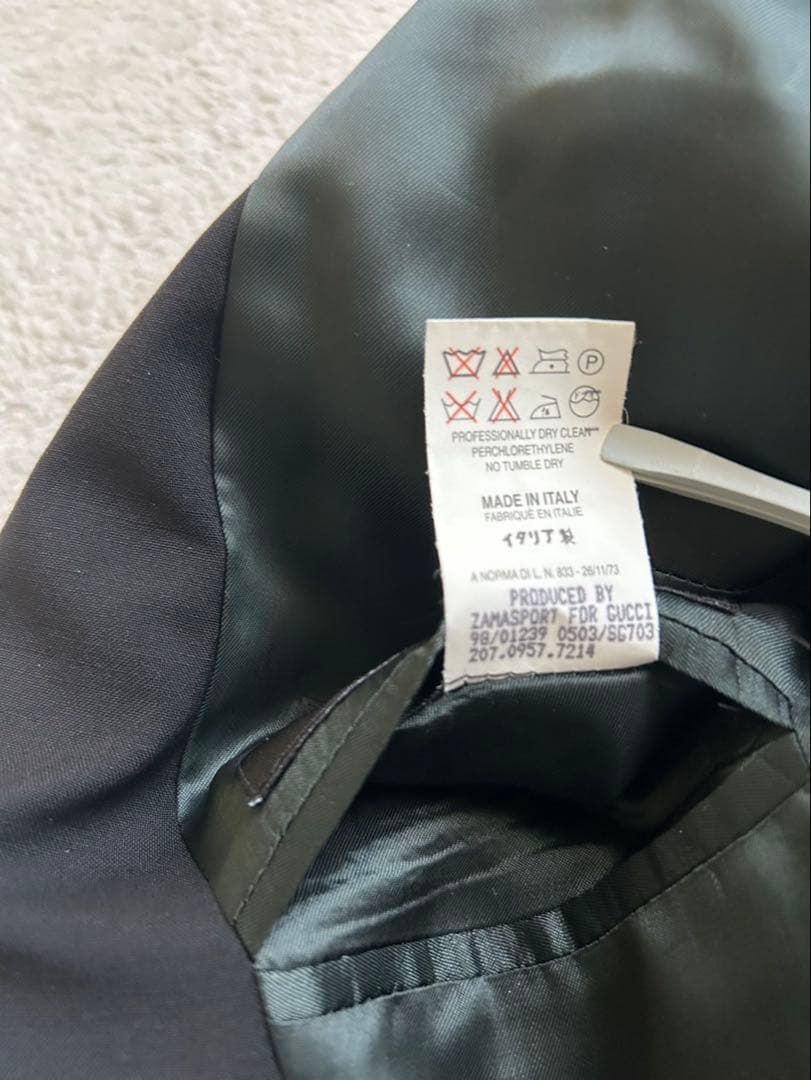 美品　グッチ　スーツセット　パンツ　黒　上40(L) 下38(M)