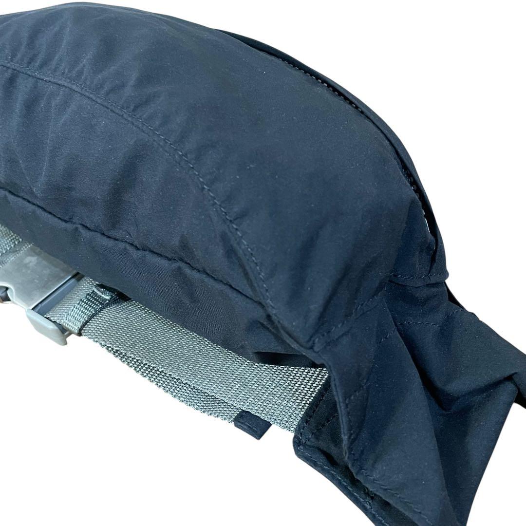 プラダスポーツ　ウエストポーチ　4VA107 ナイロン　黒　ロゴプレート