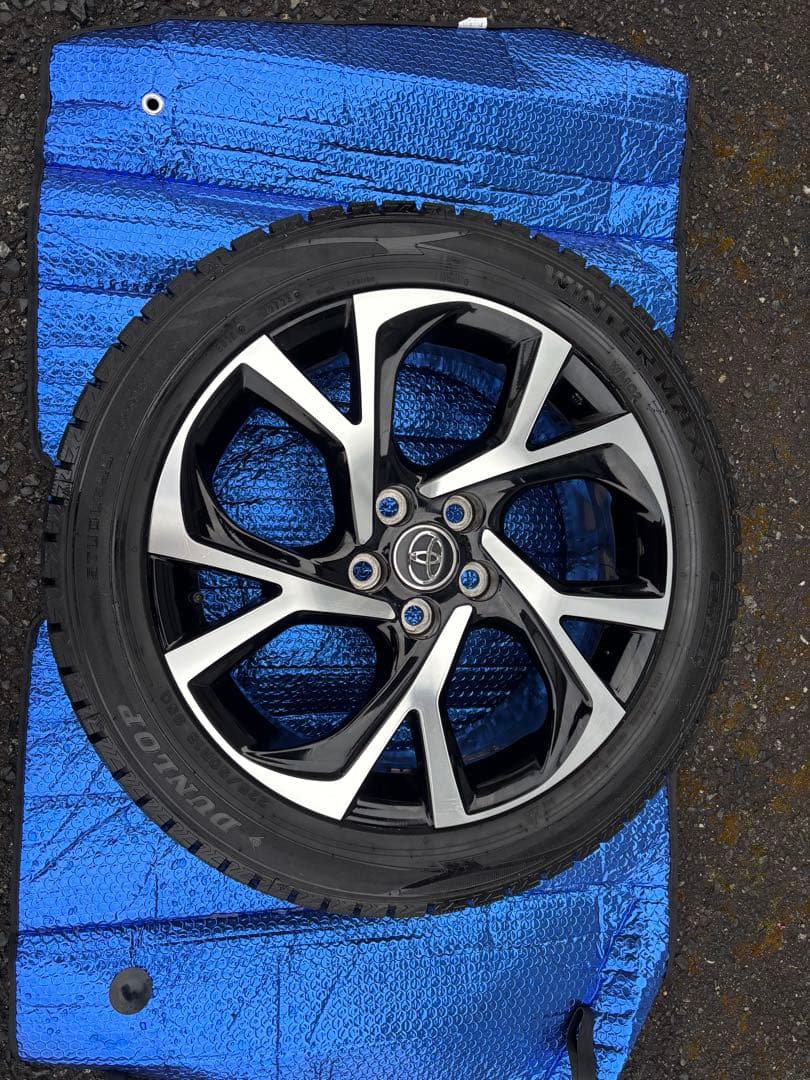 トヨタ 純正アルミ　タイヤDUNLOPウィンターMAXX スタッドレス18インチ