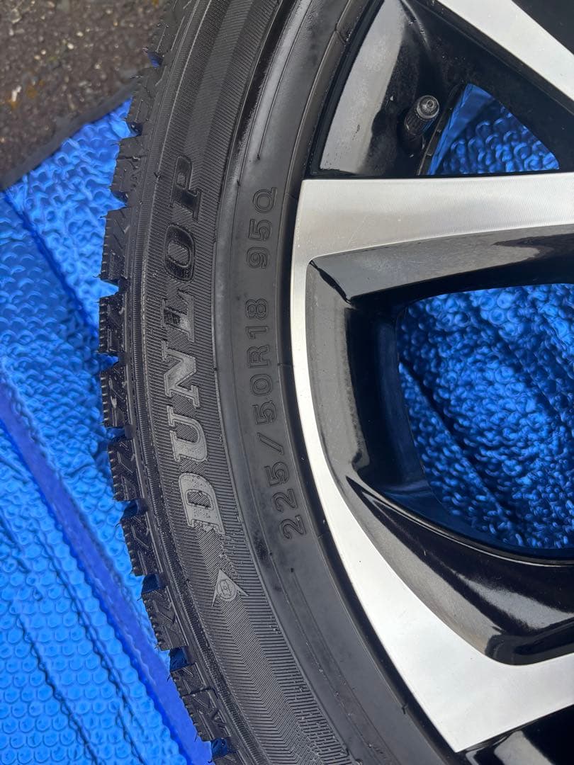 トヨタ 純正アルミ　タイヤDUNLOPウィンターMAXX スタッドレス18インチ