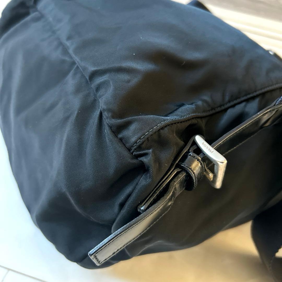 PRADA ブラック ナイロン バックパック　三角ロゴ