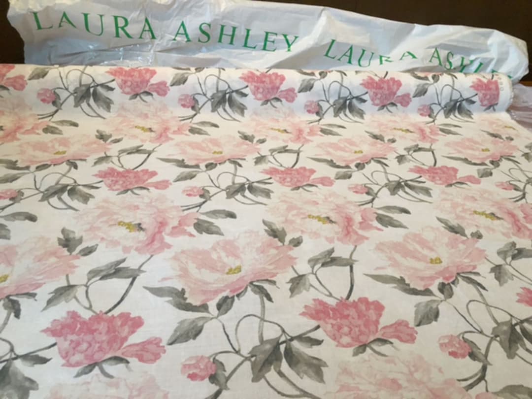 Something Blue ローラアシュレイ ファブリックピオニー16m