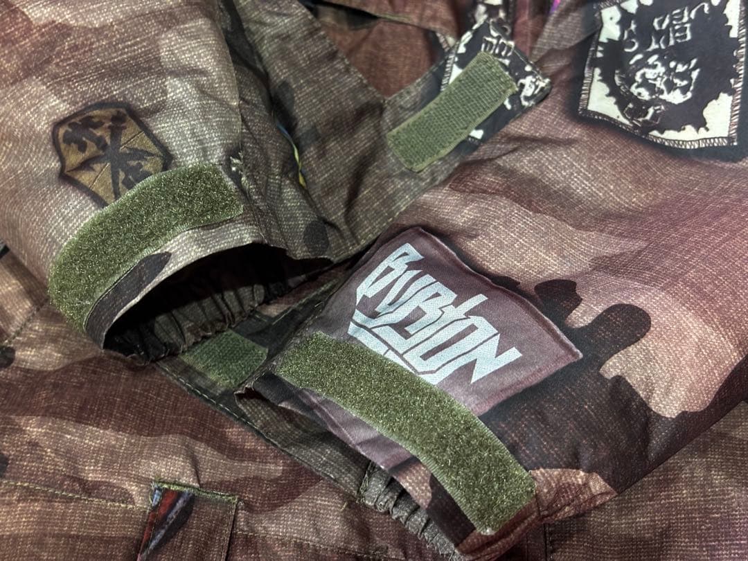 Burton 子ども用スノーボードウェア　サイズUS7/8 （6〜10才）