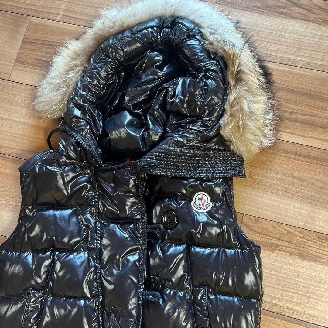モンクレール　ファー付きダウンジャケット　S