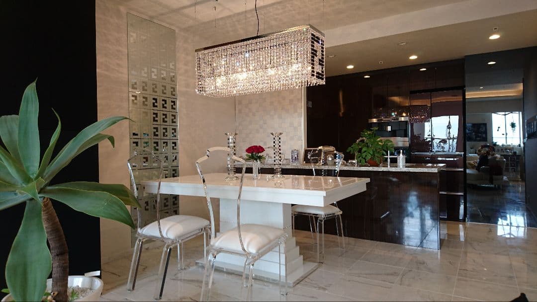 GUCC ① GGジャガードウッドチェア クラシックスタイル 椅子 グッチ