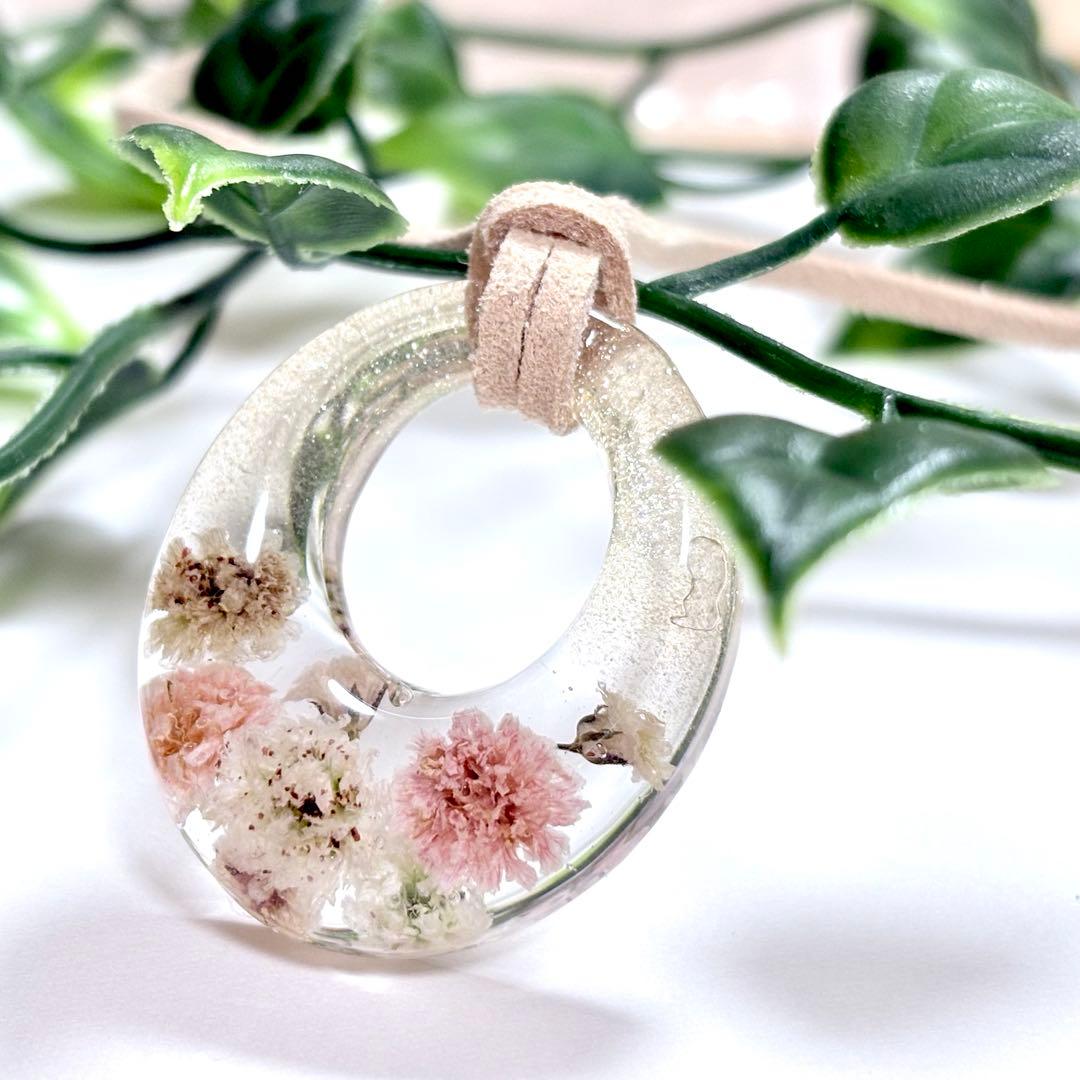 A26-029 レジンネックレス(かすみ草)シャンパン