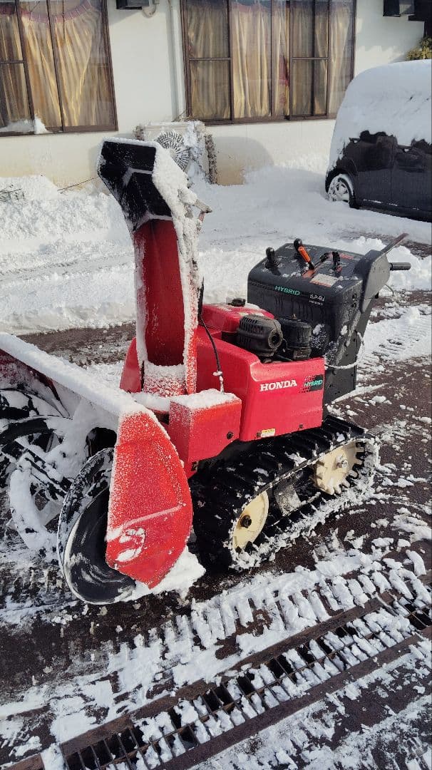 ハイブリッド除雪機　HS980i