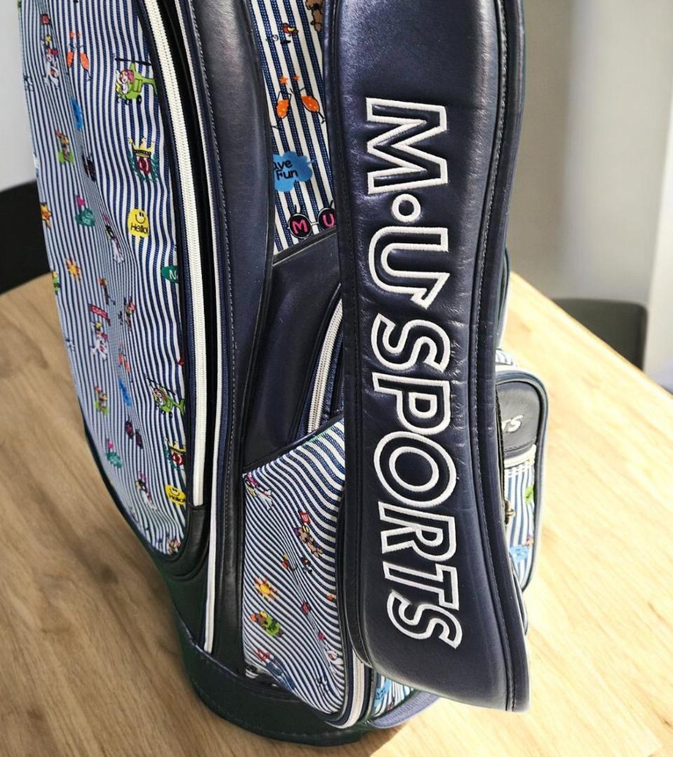 softyama送料無料/美品　M-U SPORTS ゴルフバッグ