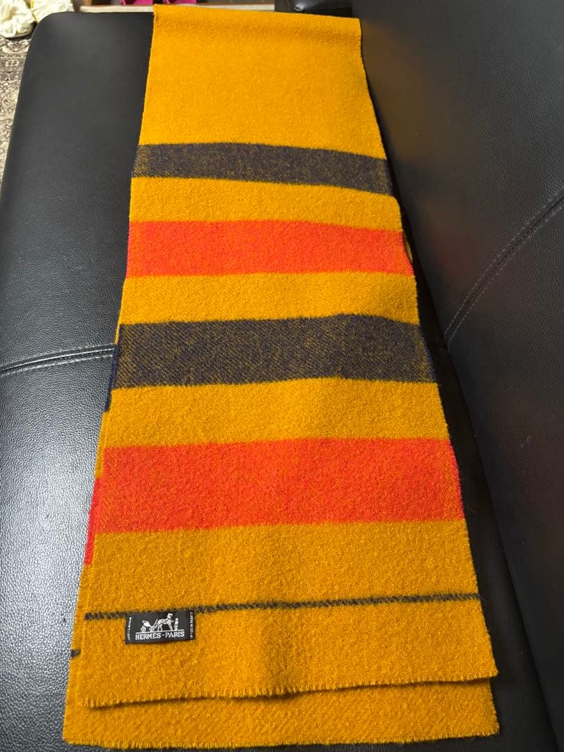 お値下げエルメスロングマフラー