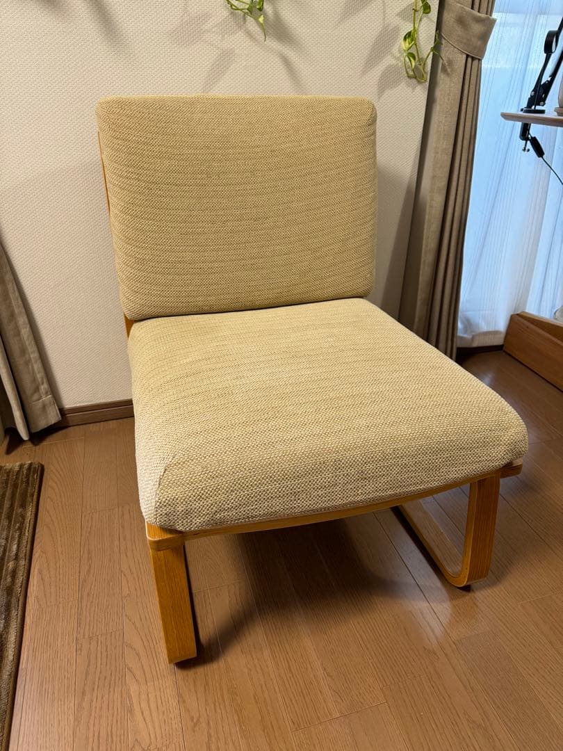 無印良品・オーク材・リビングでもダイニングでもつかえるソファチェア　カバー付き