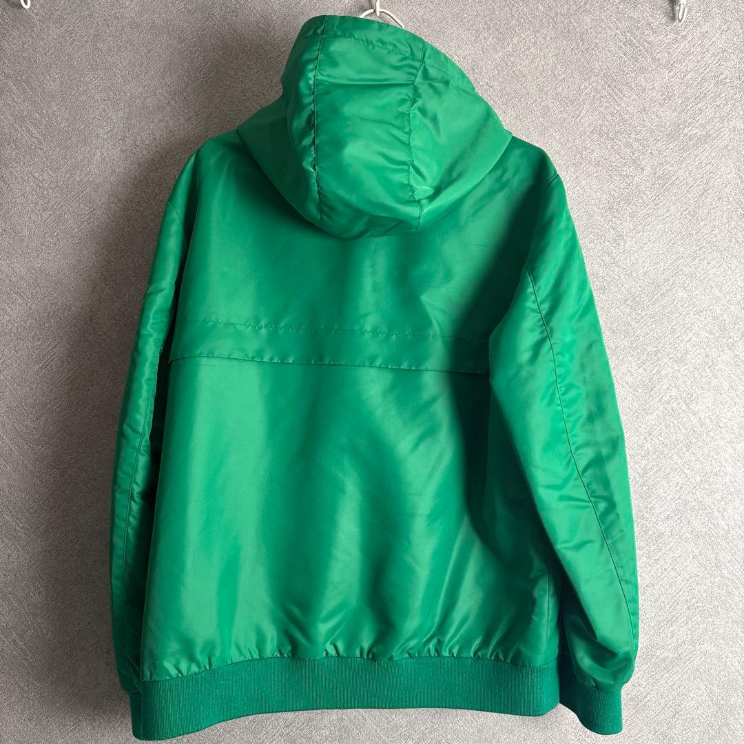 グリーン フード付きジャンパー
