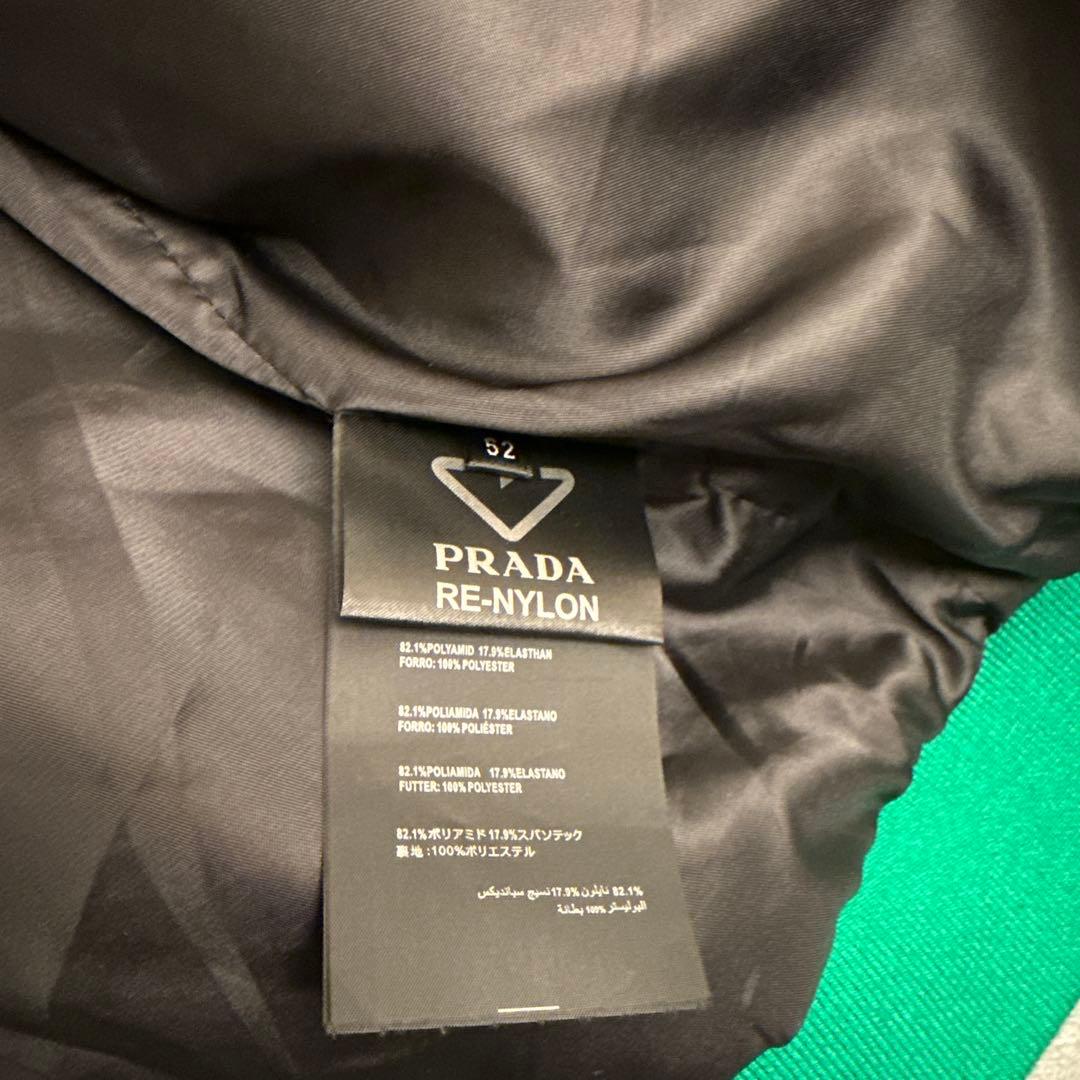 グリーン フード付きジャンパー